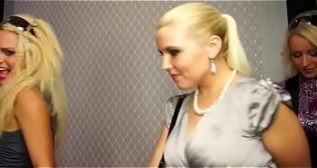 Snatch handout party