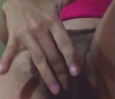 Metiendose manda Whatsapp