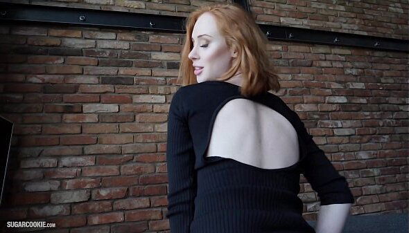 Busty natural redhead Lenina Crowne'_s homemade sex-tape