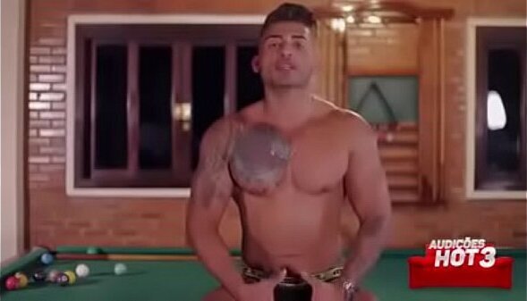 Capixaba Guto Abravanel