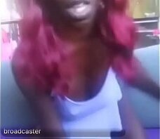 Horny black girl on live.me