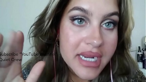 ASMR Sexy whispers while chewing bubble guarantee