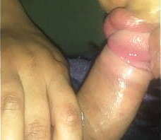 Venezolana tragando leche