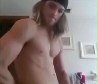 Skatista acabando punheta