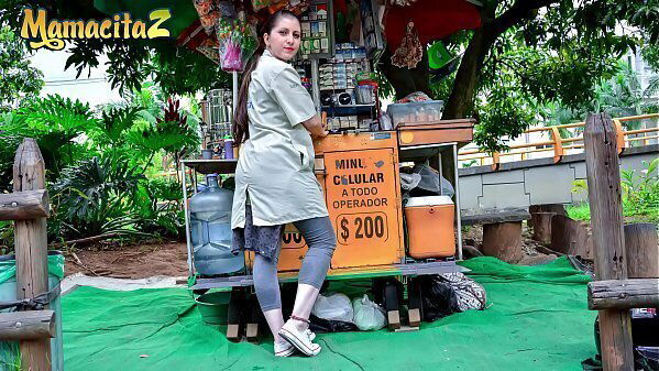 MAMACITAZ Latina Lucena Palacios Gets Tricked Persuasive