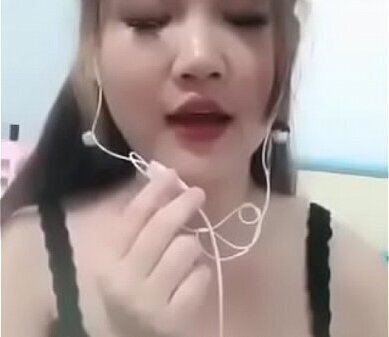 Uplive livestream h&agrave_ng