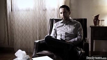 Perv shrink offers teen freedom