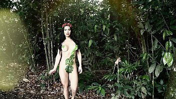 P&eacute_rola Martinez PARAISO videoclipe ensaio fotogr&aacute_fico