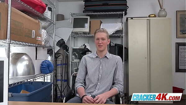 EBONY huge BREAKS through VIRGIN WHITE HOLE