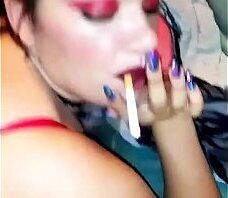 Smoking Doggie tsMia