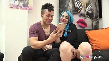 Monica Mavi (19): '_Honey, I need a cock RIGHT NOW!'_