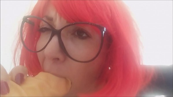 please dear, come into your sister'_s mouth!