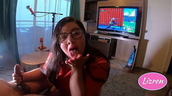 chupo mientras gana Fornite!