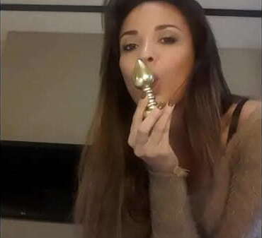 ANISSA KATE I'_m playing with butt plug exclusive video SNAPCHAT: FFFALCONY