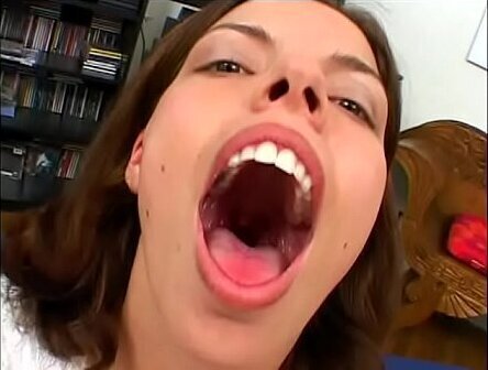 DownTheHatch Brooke Ballentyne