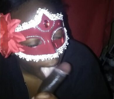 Sucking dick twerking