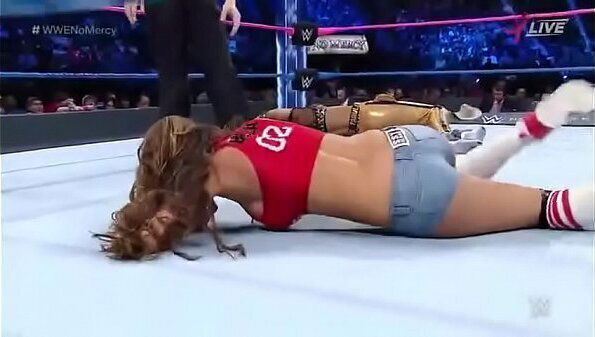 Nikki Bella Carmella. Mercy 2016.