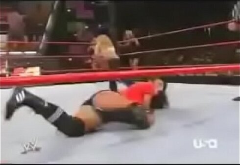 Trish Stratus, Ashley, Mickie James Victoria, Torrie Wilson, Candice Michelle. 2005.