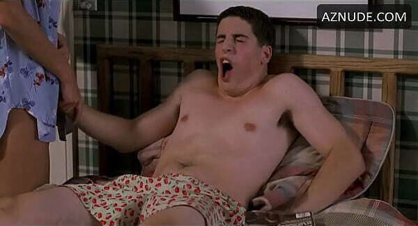 SHANNON ELIZABETH breasts underwear scene American