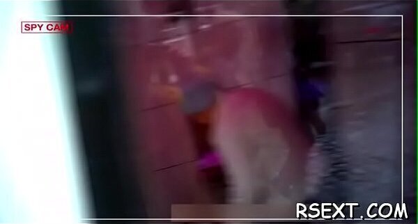 Dark chocolate hooker gives white steaming oral stimulation