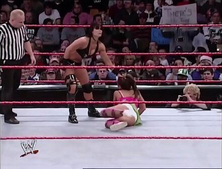 Mickie James Victoria 12/12/05