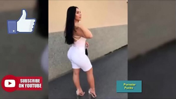 LOUISE ELLA Show Huge With Mighty