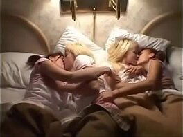 Lesbian couple CLONED FUCK real one?