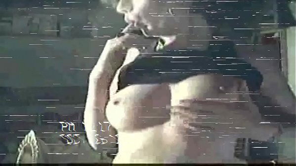 Ｄａｎｃｉｎｇ　ａｎｄ　ｍａｓｔｕｒｂａｔｉｎｇ