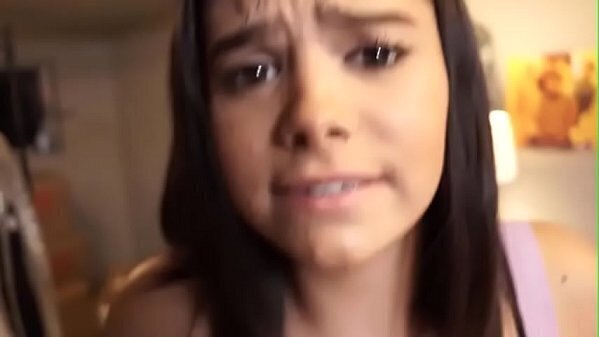 Daughter suck daddy'_s