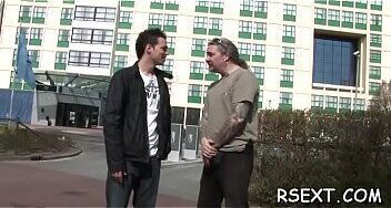 Slim chick gets sweet bald peach licked with passion