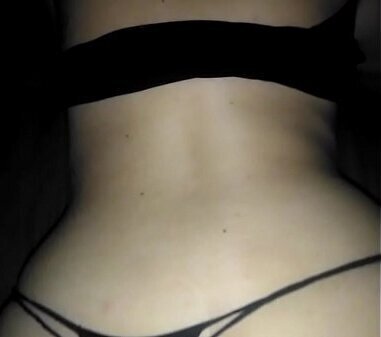 Cogi&eacute_ndome mujer tatuaje