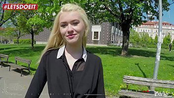 Tourist Misha Cross enjoys with stranger