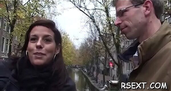 Slutty voyage gets blown stunning hooker