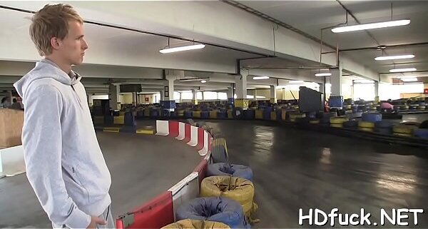 Petite sweetie demonstrates fellatio banging skills