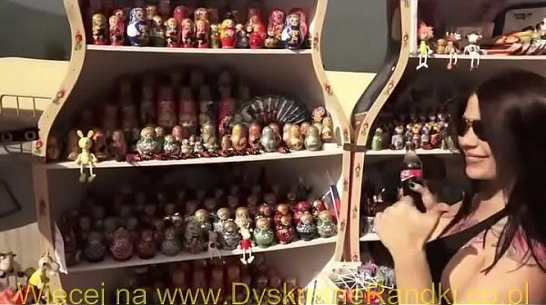 Żonka zabawia kolejce g&oacute_rskiej