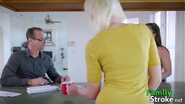 Oral Sucking Daddys FamilyStroke.net