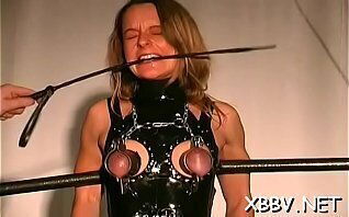 Naughty games feel more good with gripping pain