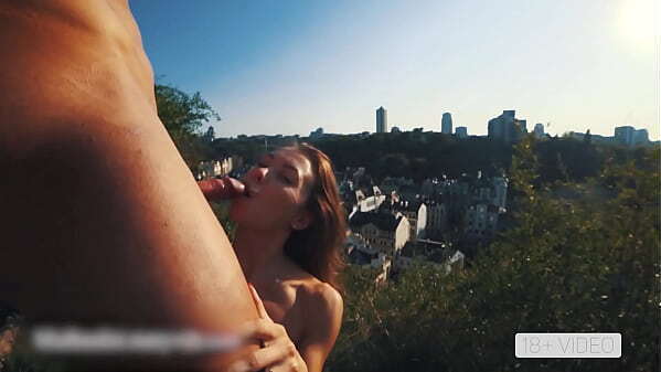 Outdoor public panoramic view with cumshot mouth. Bandini
