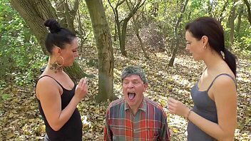 Outdoor-Martyrium slave Grandpaps Tomi.