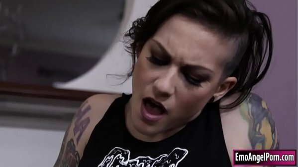 Tattooed slut gets analed huge