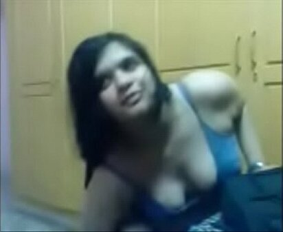 Pretty Hornny Indian Girl with Nice Masturbating