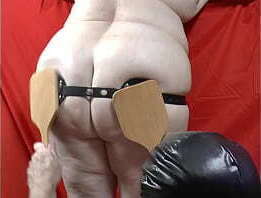 29-Sep-2018 Ass Spanking with Spikes (Sklavin, Slave, Esclave)