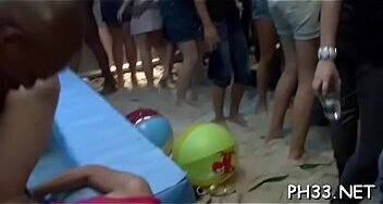 Naked dark waiter screwed cheek so hard she screamed and comed