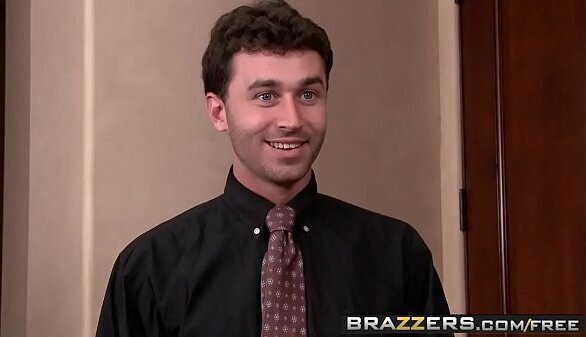 pornstar (Sienna West) wants some Brazzers