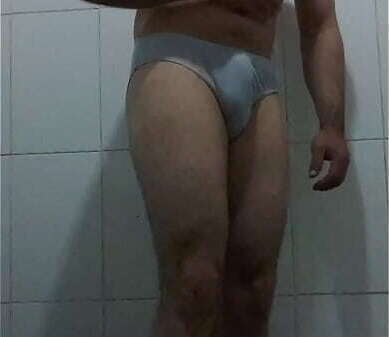 rico exitante desnudo