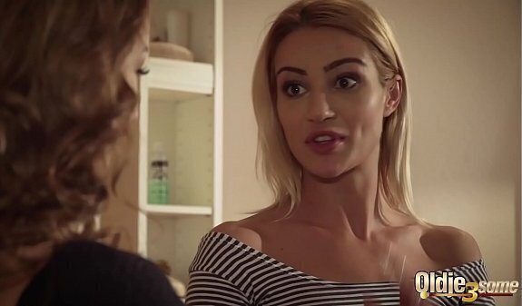 Best young threesome horny wants fuck young teens