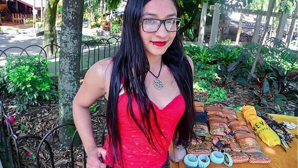 CARNE MERCADO Juicy Colombian teen with glasses gets banged