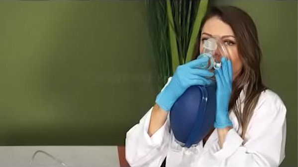 Medical Mask Demo Doctor Madison