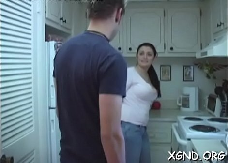 First time faced with shaking darksome face hole