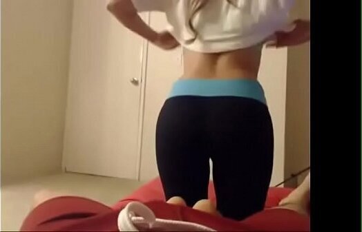 Fecha Milf muestra c&oacute_mo mamada montar caballo real